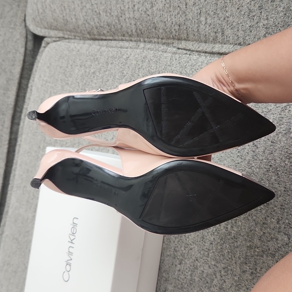 COPY - Calvin Klein reina pump - Picture 3 of 5